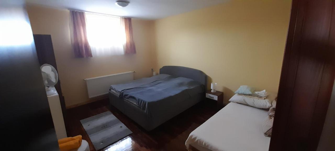 Sunfish Apartman Balatonszarszo Ngoại thất bức ảnh